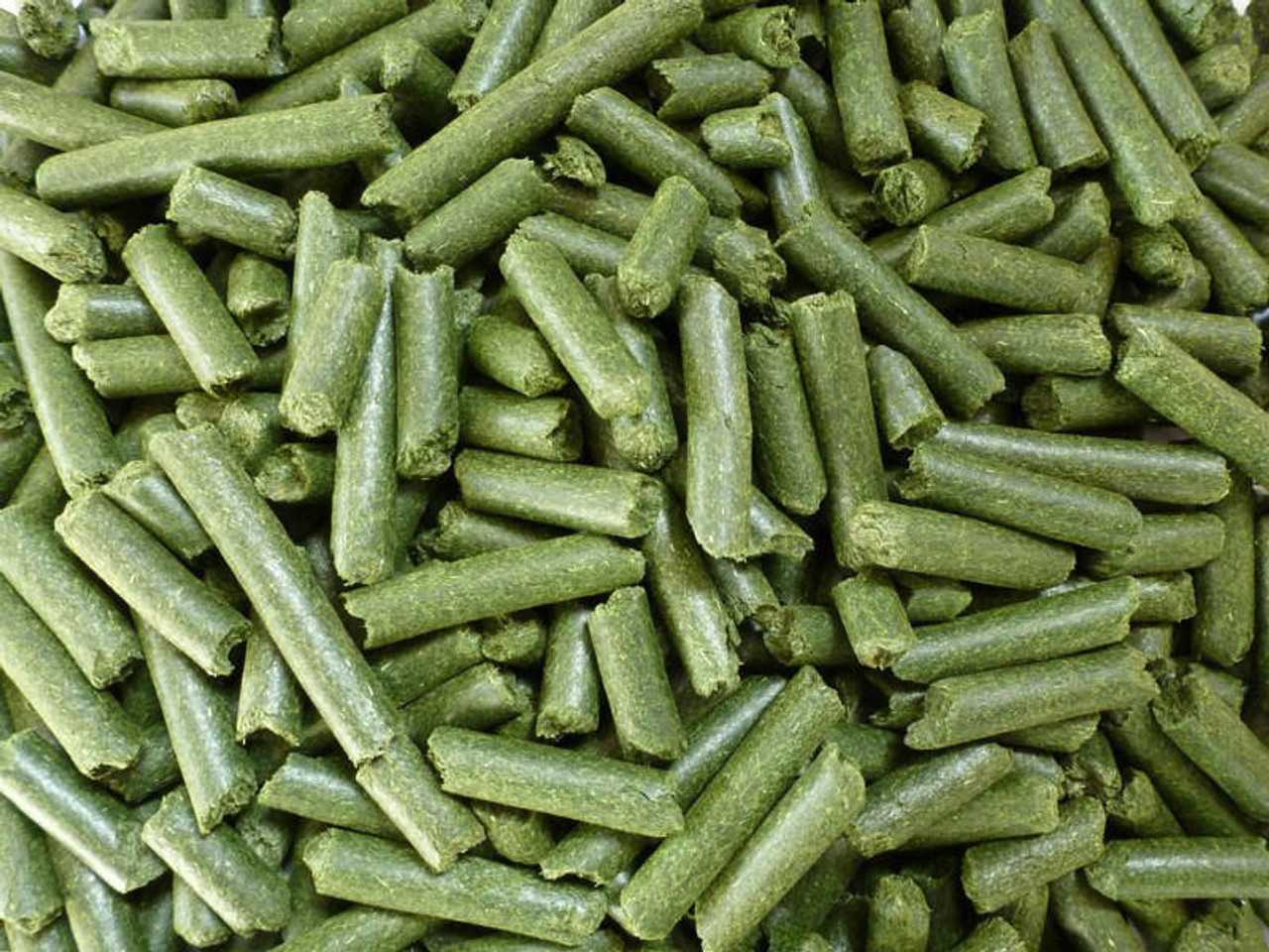 (image for) Emerald Green Grass Nuts Pellets 20Kg (LOCAL DELIVERY ONLY)